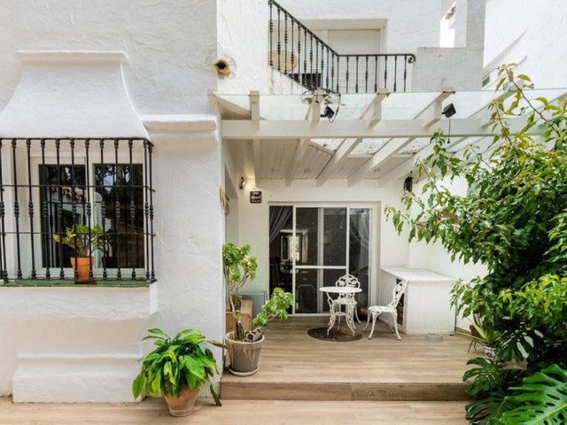 3 Bedrooms Townhouse in Nueva Andalucía