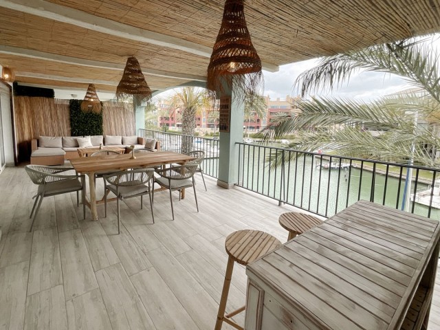 Apartamento con 3 Dormitorios  en Sotogrande Marina