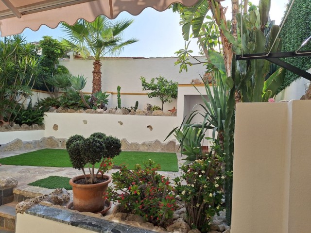 Adosado, La Capellania, R4890064