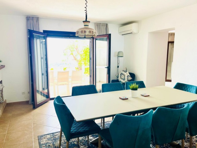 6 Slaapkamer Rijtjeshuis in Mijas