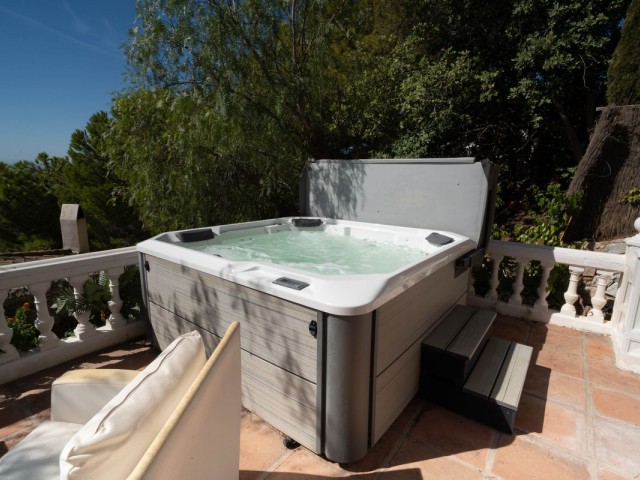 6 Bedrooms Townhouse in Mijas