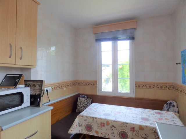 Adosado con 4 Dormitorios  en La Alcaidesa