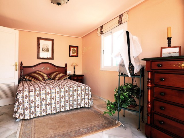4 Bedrooms Apartment in Bel Air