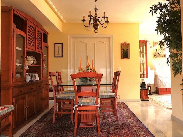 Appartement avec 4 Chambres  à Bel Air