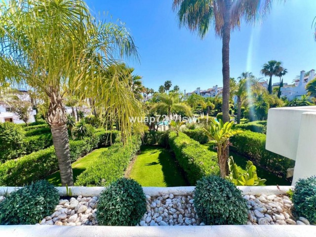 4 Slaapkamer Rijtjeshuis in Estepona