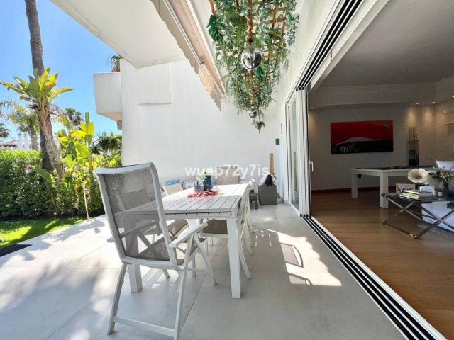 4 Slaapkamer Rijtjeshuis in Estepona