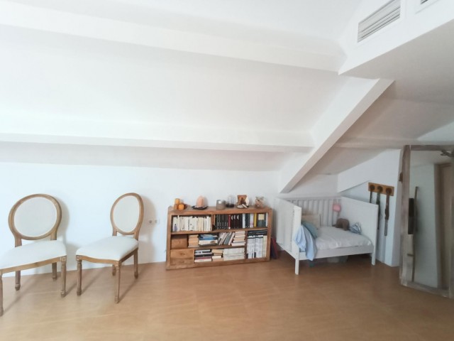 4 Bedrooms Apartment in Torrequebrada