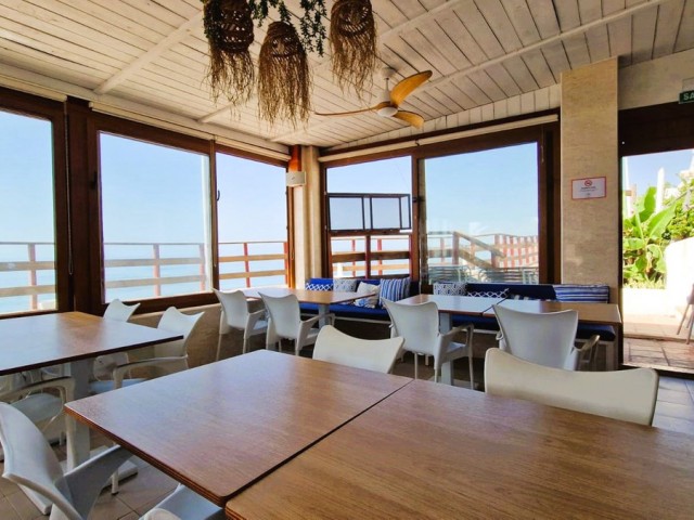 3 Bedrooms Villa in Estepona