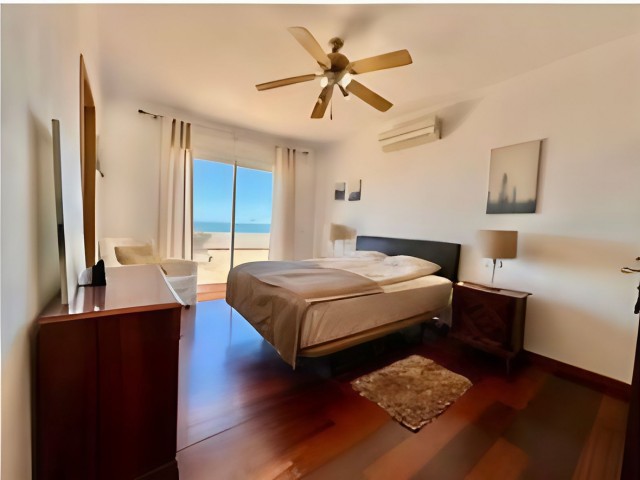 3 Makuuhuoneen Huvila Estepona