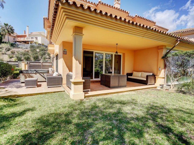 Villa con 3 Dormitorios  en Riviera del Sol