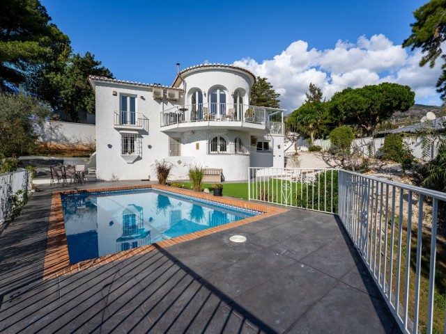 3 Bedrooms Villa in Mijas