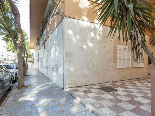 Liikekiinteistö Fuengirola