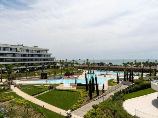 Apartamento con 3 Dormitorios  en Los Alamos