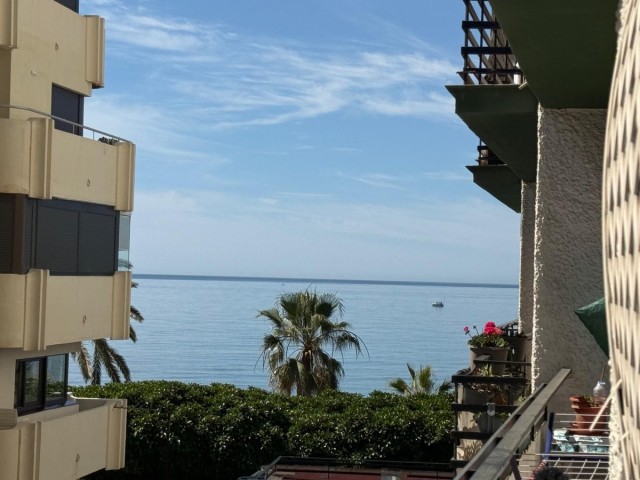 Apartment, Marbella, R5056393