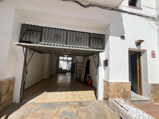 5 Slaapkamer Rijtjeshuis in Estepona