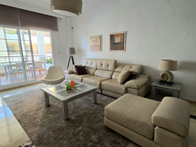 Apartamento, Aloha, R5066989