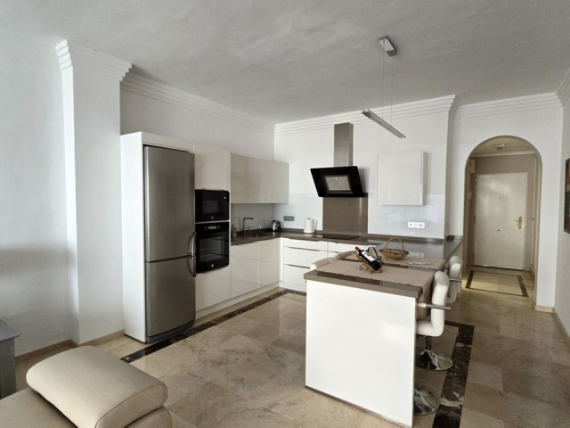 Apartamento, Aloha, R5066989
