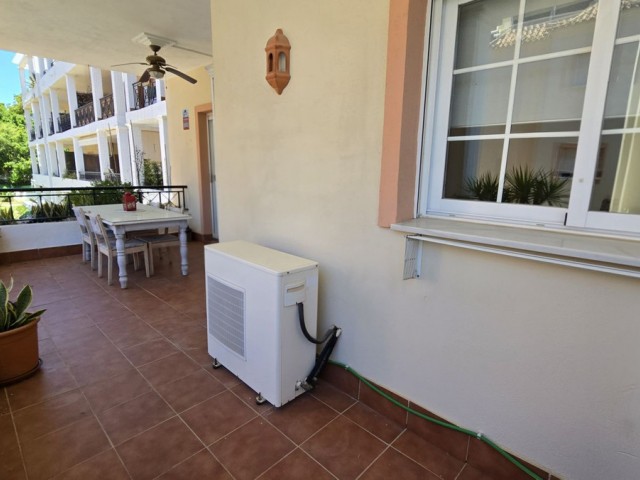 Apartamento con 3 Dormitorios  en Aloha