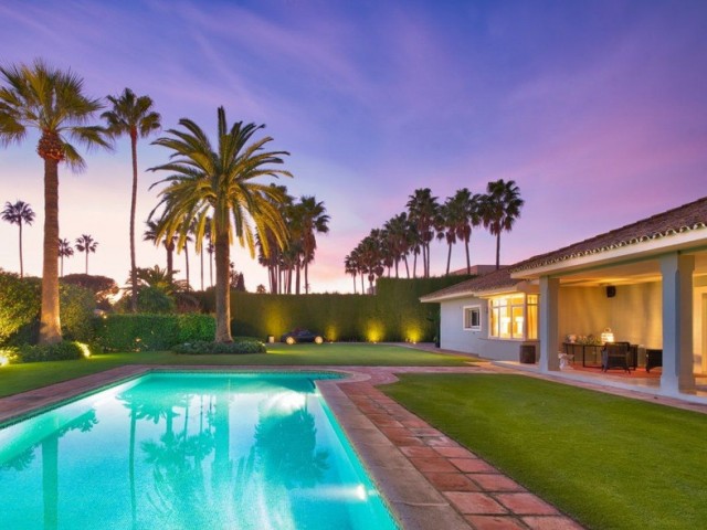5 Bedrooms Villa in Sotogrande