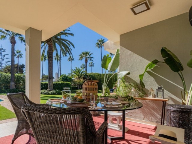 5 Bedrooms Villa in Sotogrande