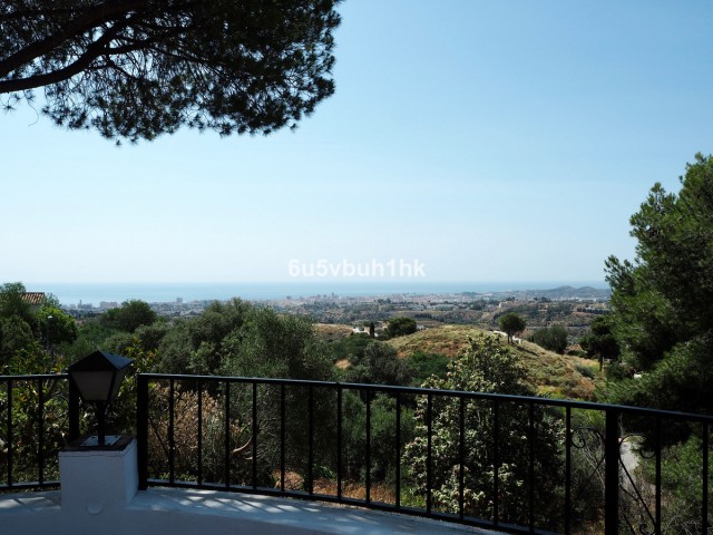 5 Soveroms Villa i Mijas