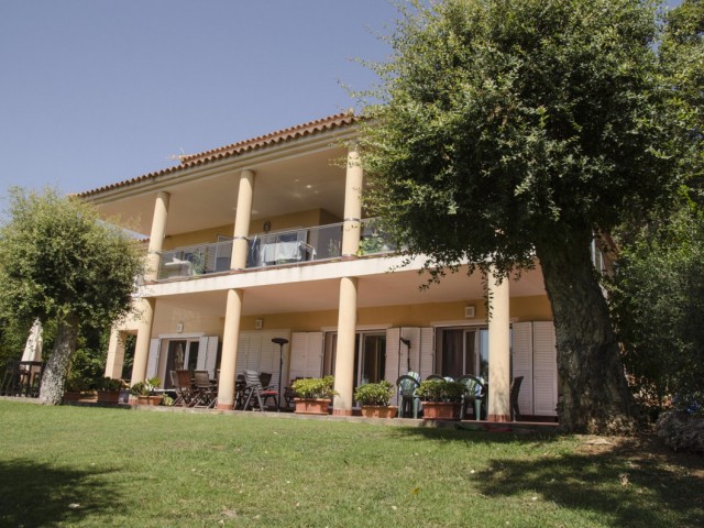 5 Bedrooms Villa in Sotogrande