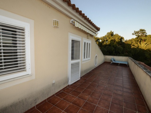 5 Bedrooms Villa in Sotogrande