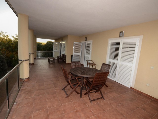 5 Bedrooms Villa in Sotogrande