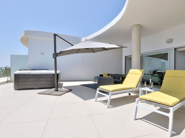 Kattohuoneisto Benalmadena