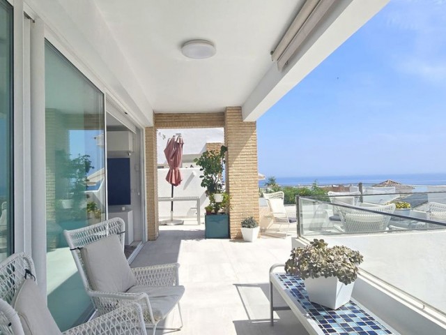 Villa con 4 Dormitorios  en Benalmadena Pueblo