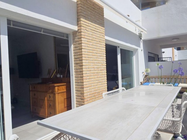 Villa con 4 Dormitorios  en Benalmadena Pueblo