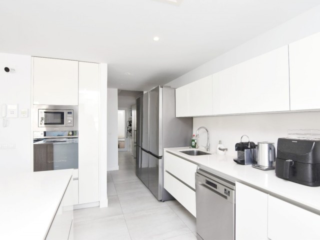 Villa avec 4 Chambres  à Benalmadena Pueblo