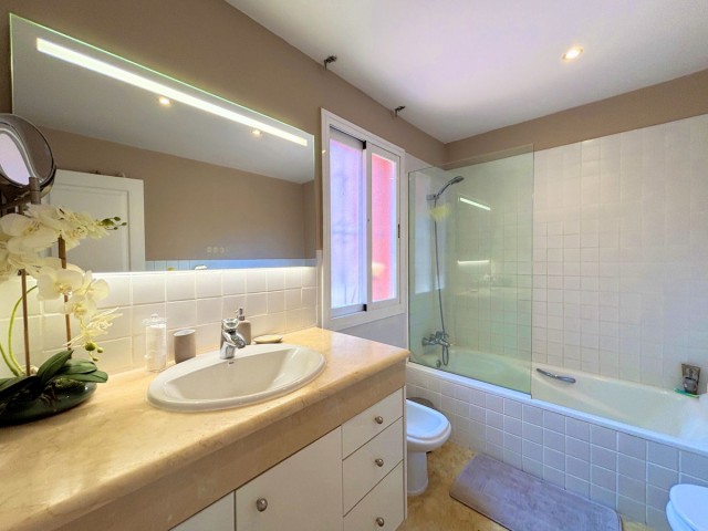 3 Slaapkamer Rijtjeshuis in Estepona