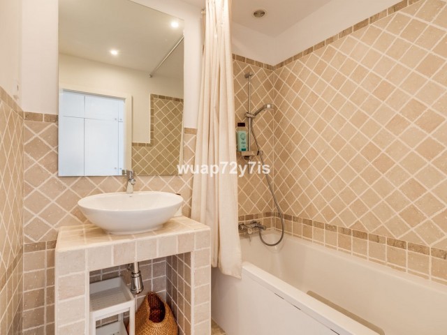 Appartement avec 2 Chambres  à Selwo