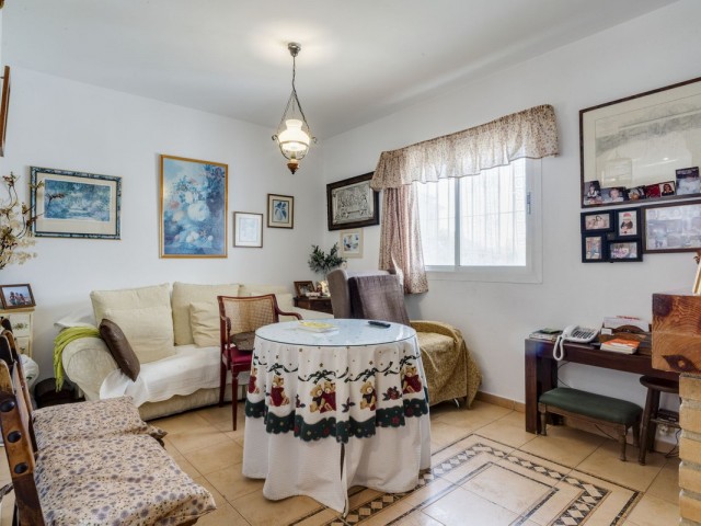 Villa con 5 Dormitorios  en Marbella