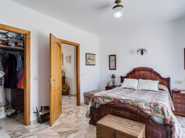 Villa con 5 Dormitorios  en Marbella