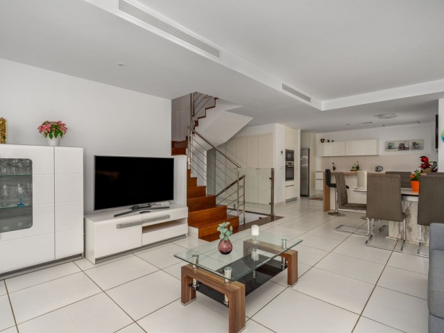 Villa avec 4 Chambres  à Benalmadena