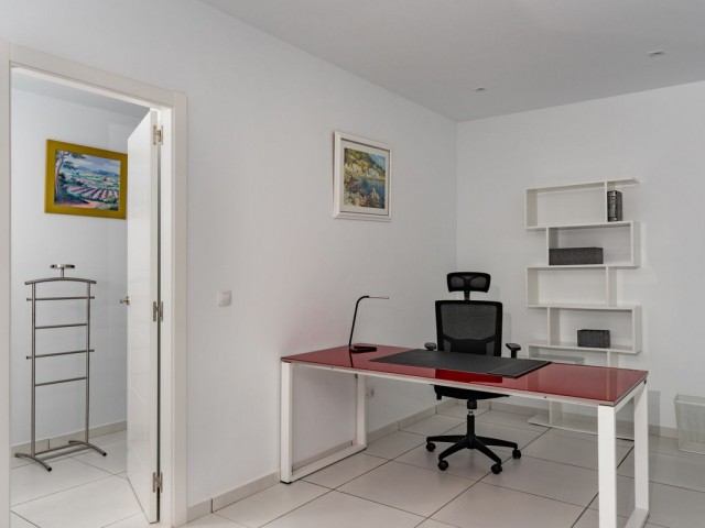 Villa avec 4 Chambres  à Benalmadena