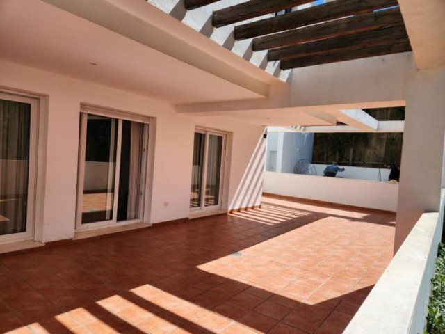 Apartment, Torrequebrada, R5070073