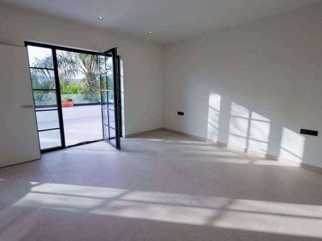 3 Bedrooms Villa in Sotogrande