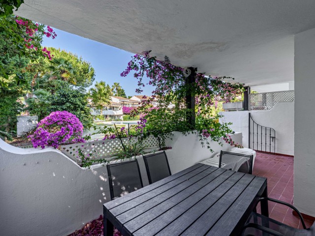 3 Bedrooms Apartment in Sierra Blanca