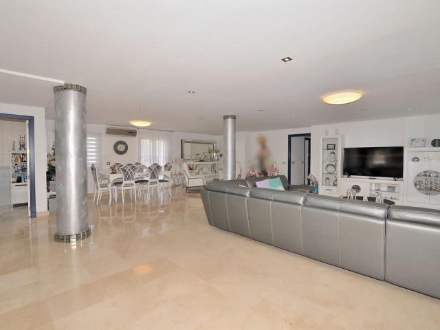 Penthouse in Torrequebrada