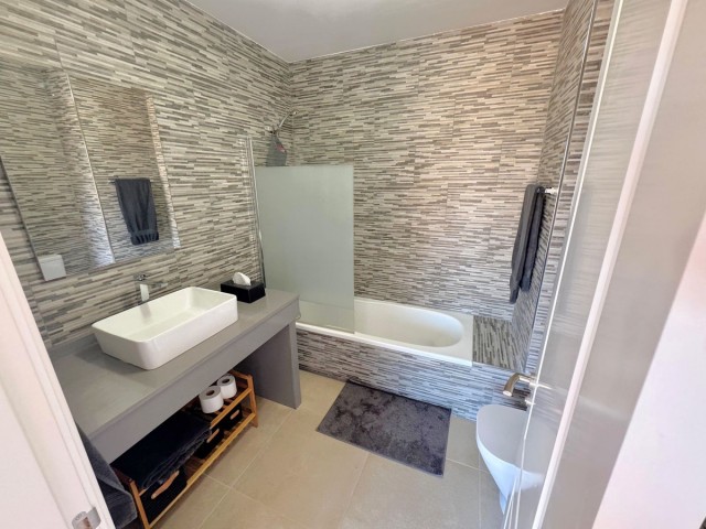 5 Schlafzimmer Reihenhaus in Artola