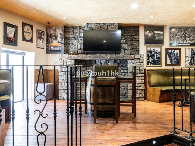 Liikekiinteistö Fuengirola