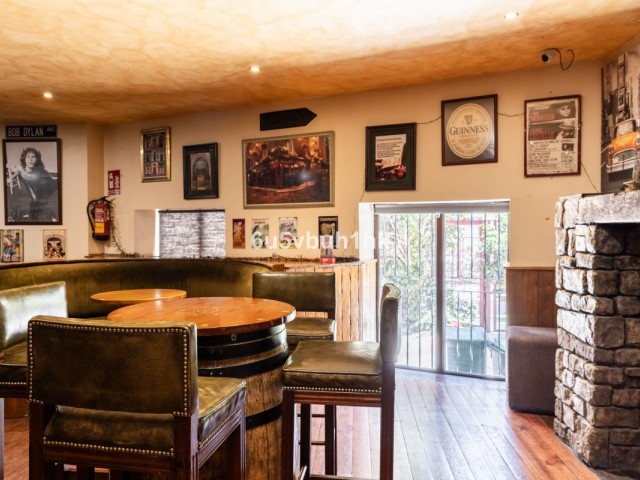 Liikekiinteistö Fuengirola