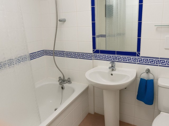 Apartamento con 2 Dormitorios  en Riviera del Sol