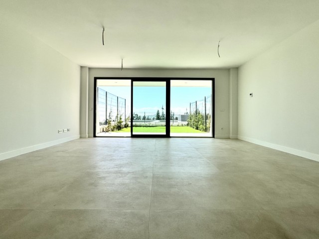 3 Slaapkamer Rijtjeshuis in El Chaparral