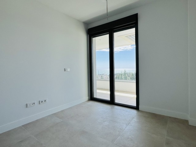 3 Slaapkamer Rijtjeshuis in El Chaparral