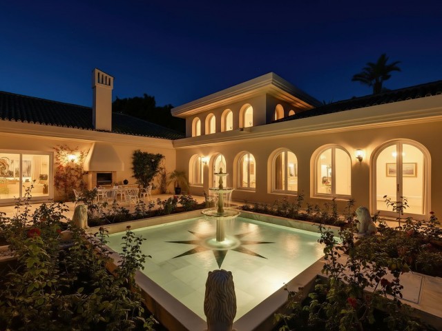 10 Bedrooms Villa in Río Real