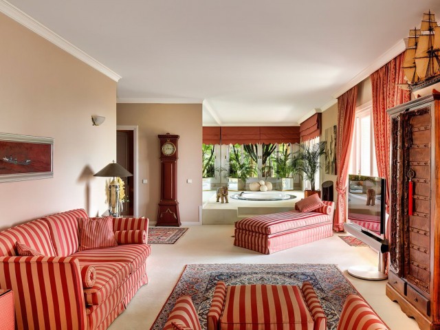 10 Bedrooms Villa in Río Real